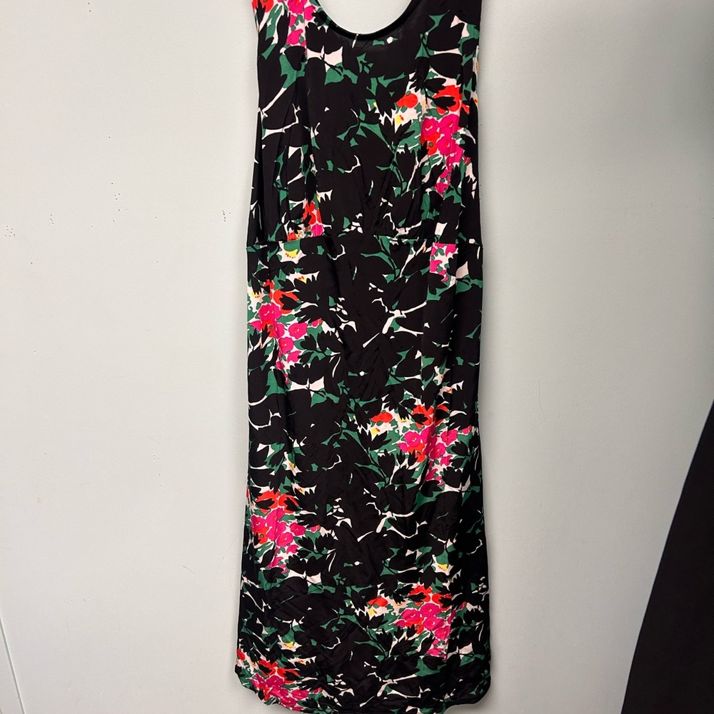 Leota - Made in New York Floral Sleeveless Dress - Black and Pink